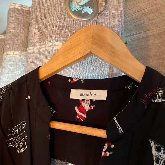 MANDÉE Christmas Ligth Blouse, size large - Picture 3 of 3